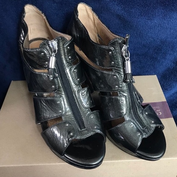 SÖFFT | Metallic Heels - Picture 3 of 5